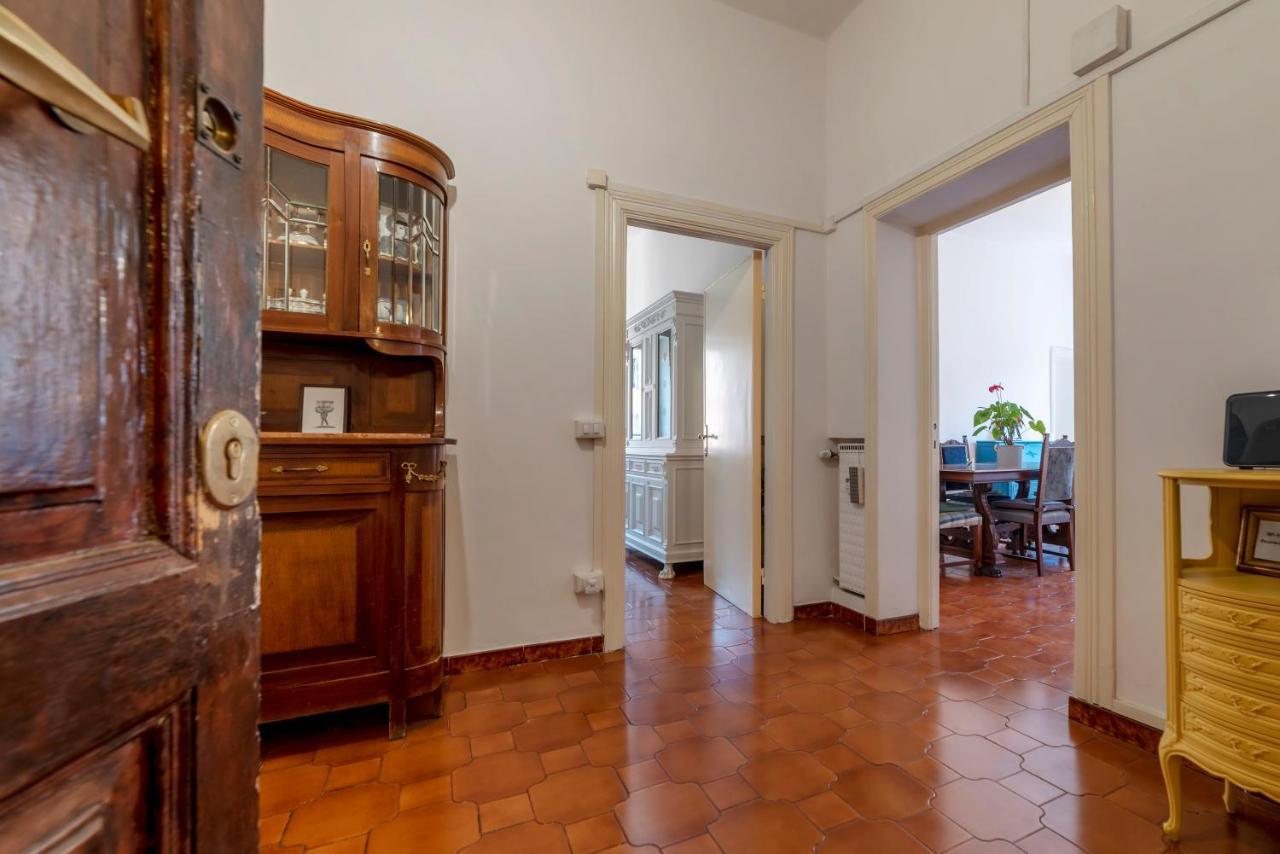 Santa Maria Maggiore Roomy And Bright Flat Rom Eksteriør billede
